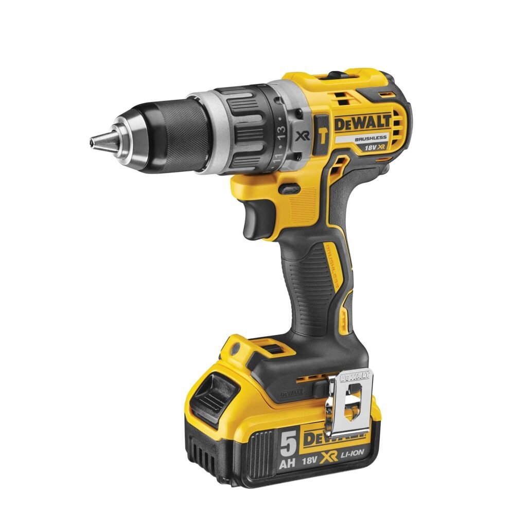 Kit DeWalt XR: Taladro Percutor y Multi-Herramienta Oscilante Eficientes y Versátiles para Todos tus Proyectos